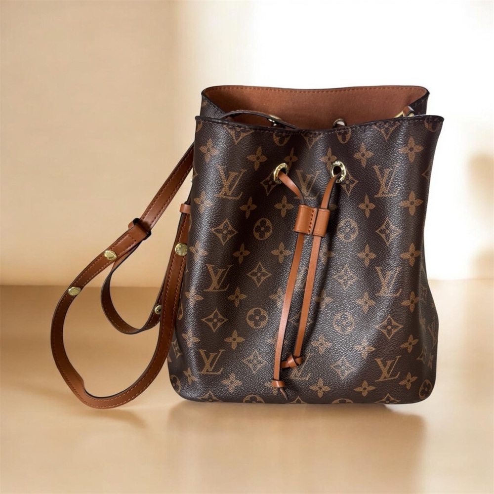 Louis Vuitton Classic Monogram Shoulder Bag (unsure of authenticity)